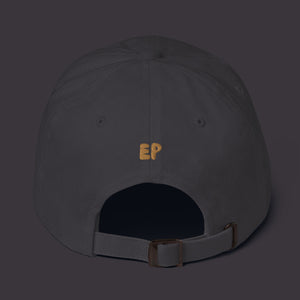 PRAYED UP QUEEN - Dad hat